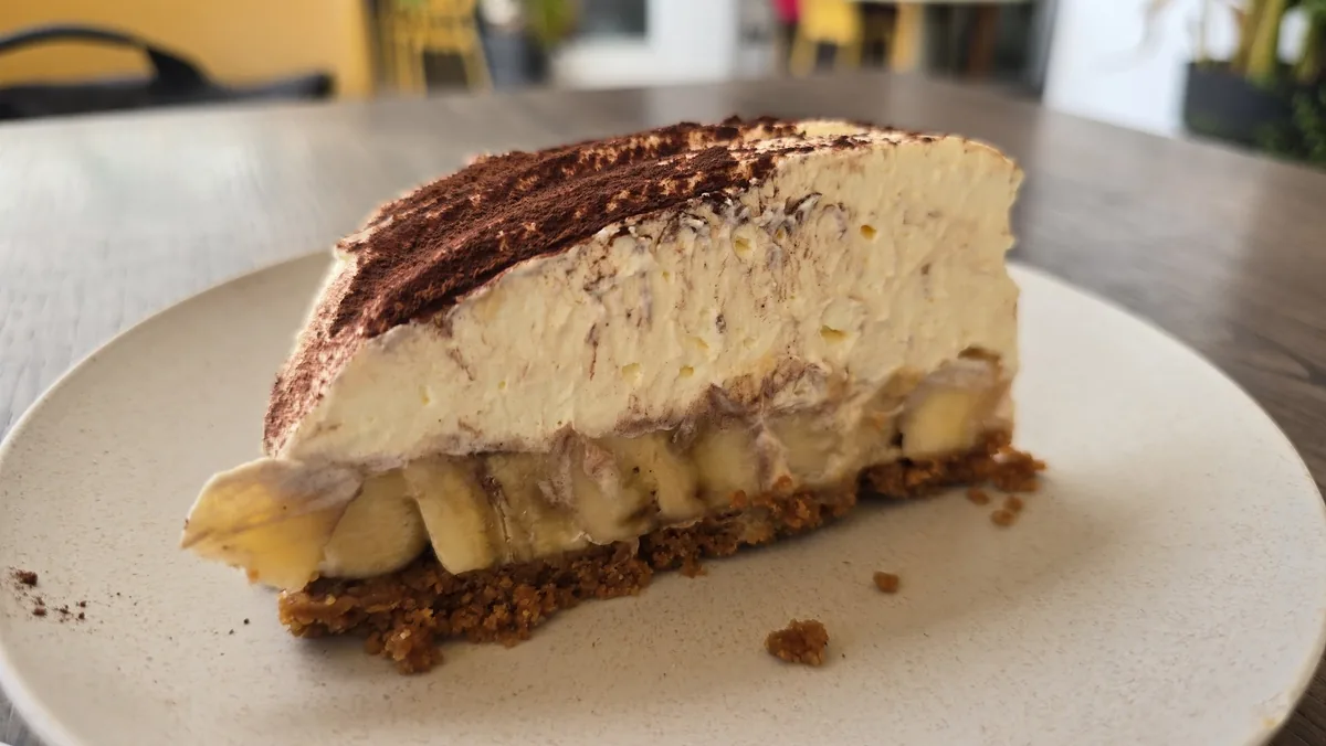 Part de banoffee, banane, crème cacao